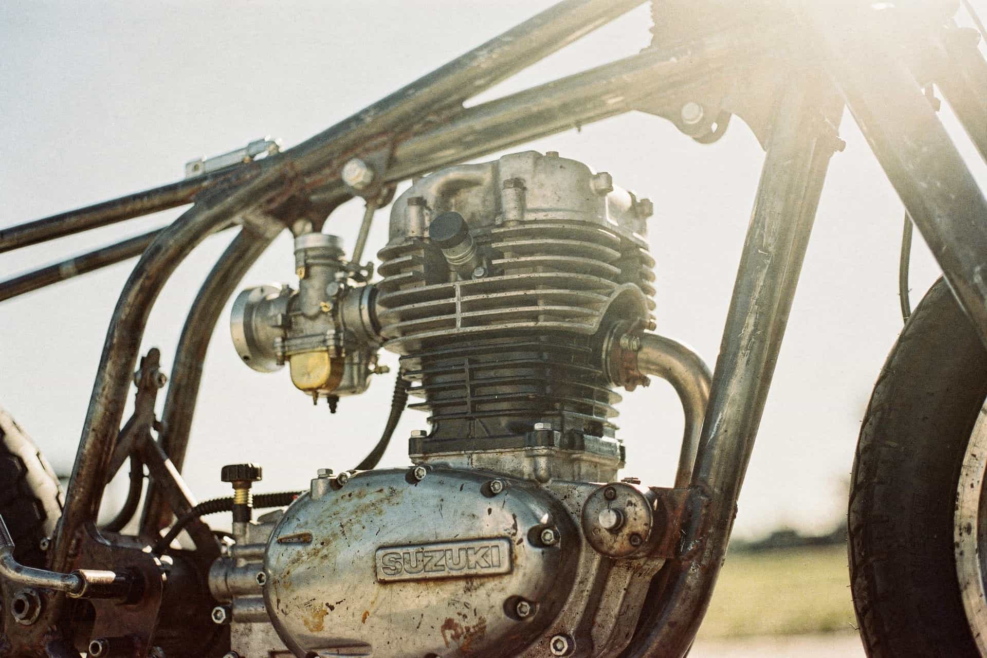 Suzuki S40 Bobber: Budget Build Done Right