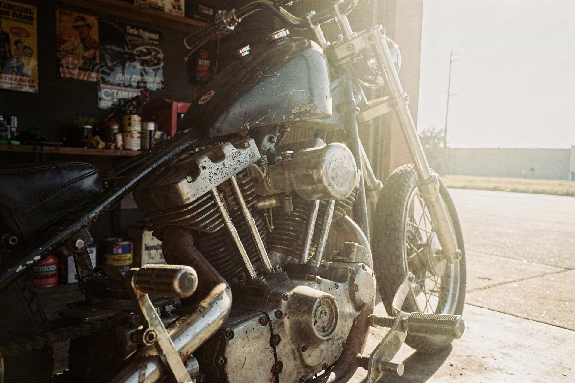 The Harley-Davidson Shovelhead Engine: History and Specs